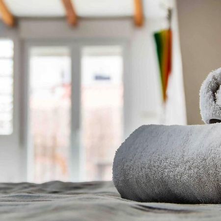 Estudio Para Parejas Con Terraza En La Playa Valencia Luaran gambar